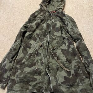 Camouflage Hooded Jacket